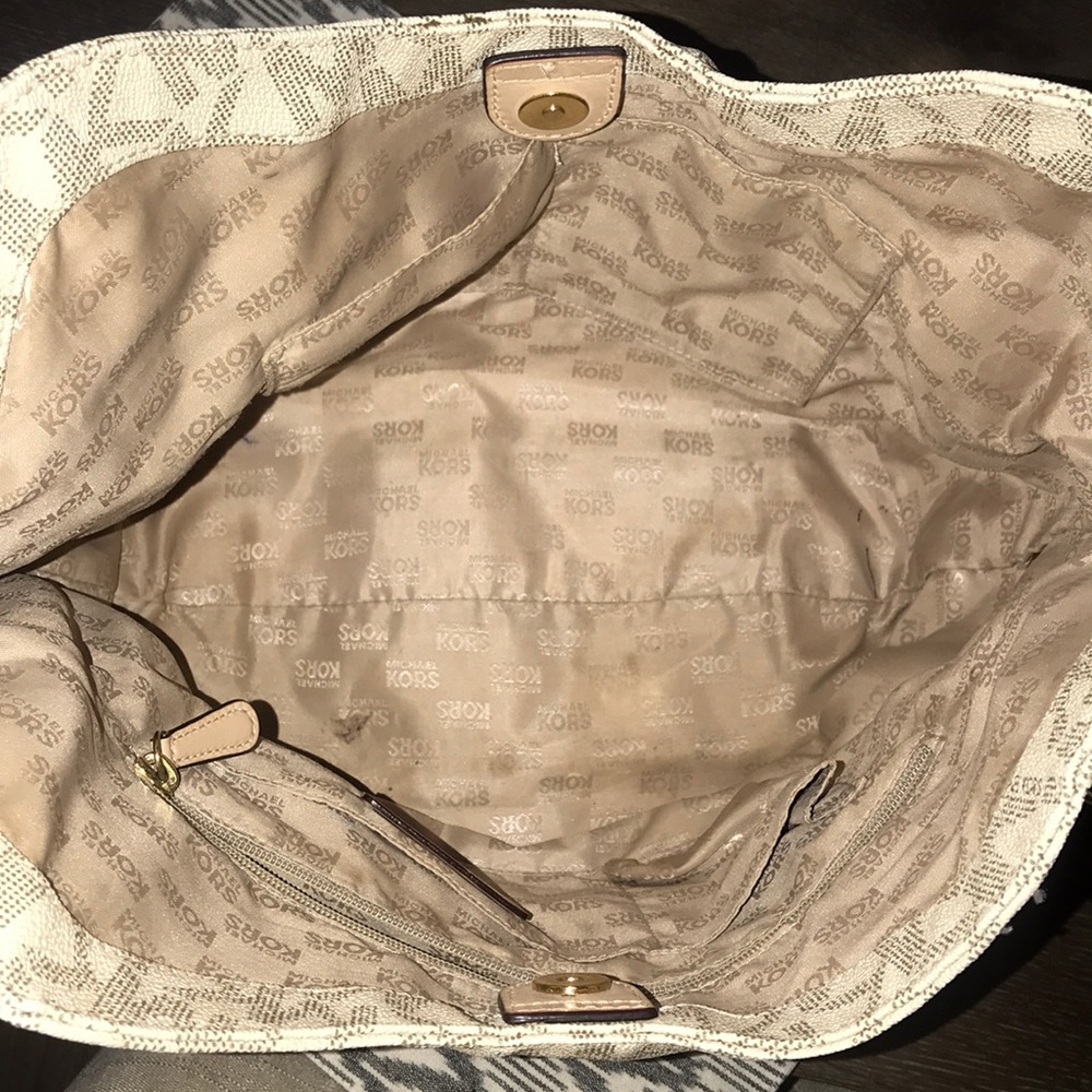 Authentic MK bag! - Picture 2 of 4